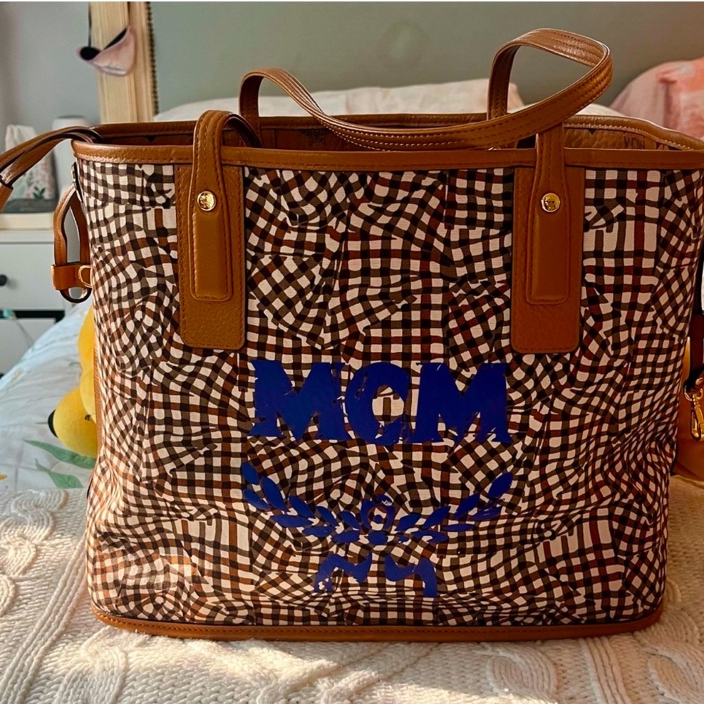 MCM Medium Liz Reversible Shopper